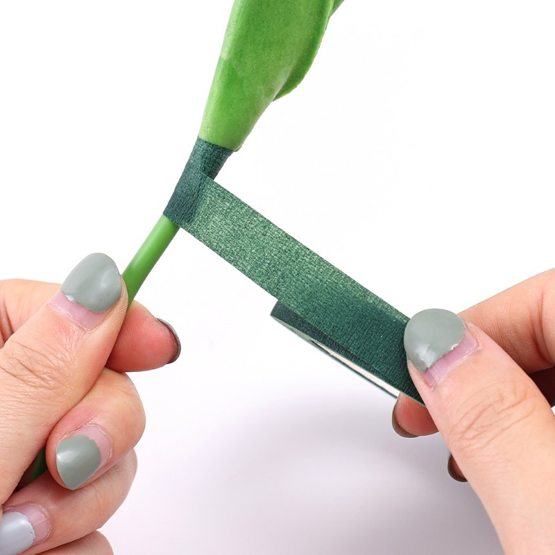 10/1ロールグリーンブーケフローラルテープ自己粘着性雄蕊包 - Floral Tape Green のレビューと価格